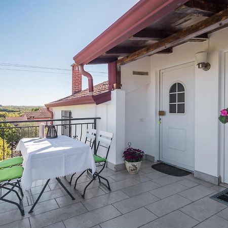 Gorgeous Apartment In Musalez With Kitchen Екстер'єр фото